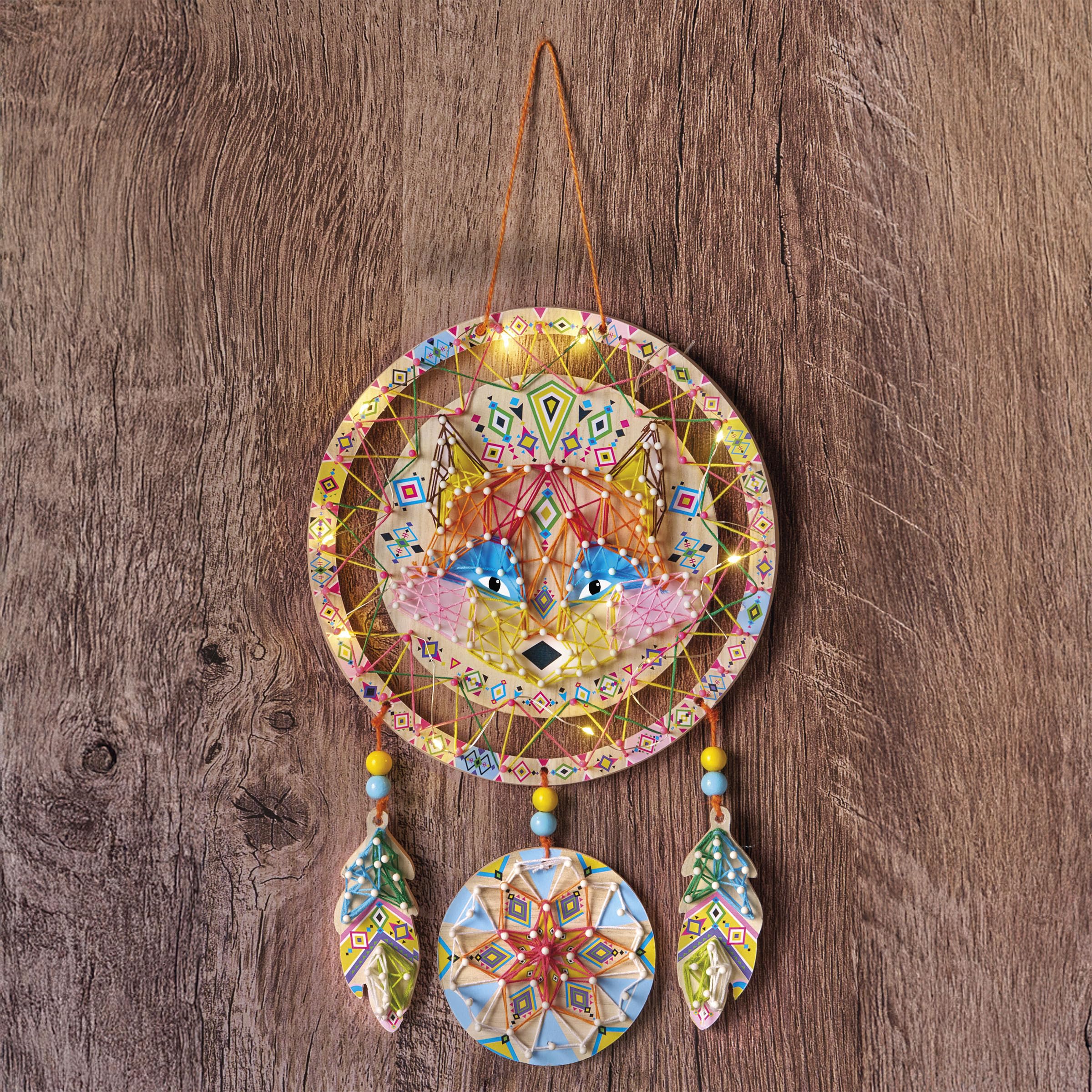 janod-les-ateliers-d-co-leuchtender-traumf-nger-fuchs-j09161-string-art-bastelse image 5