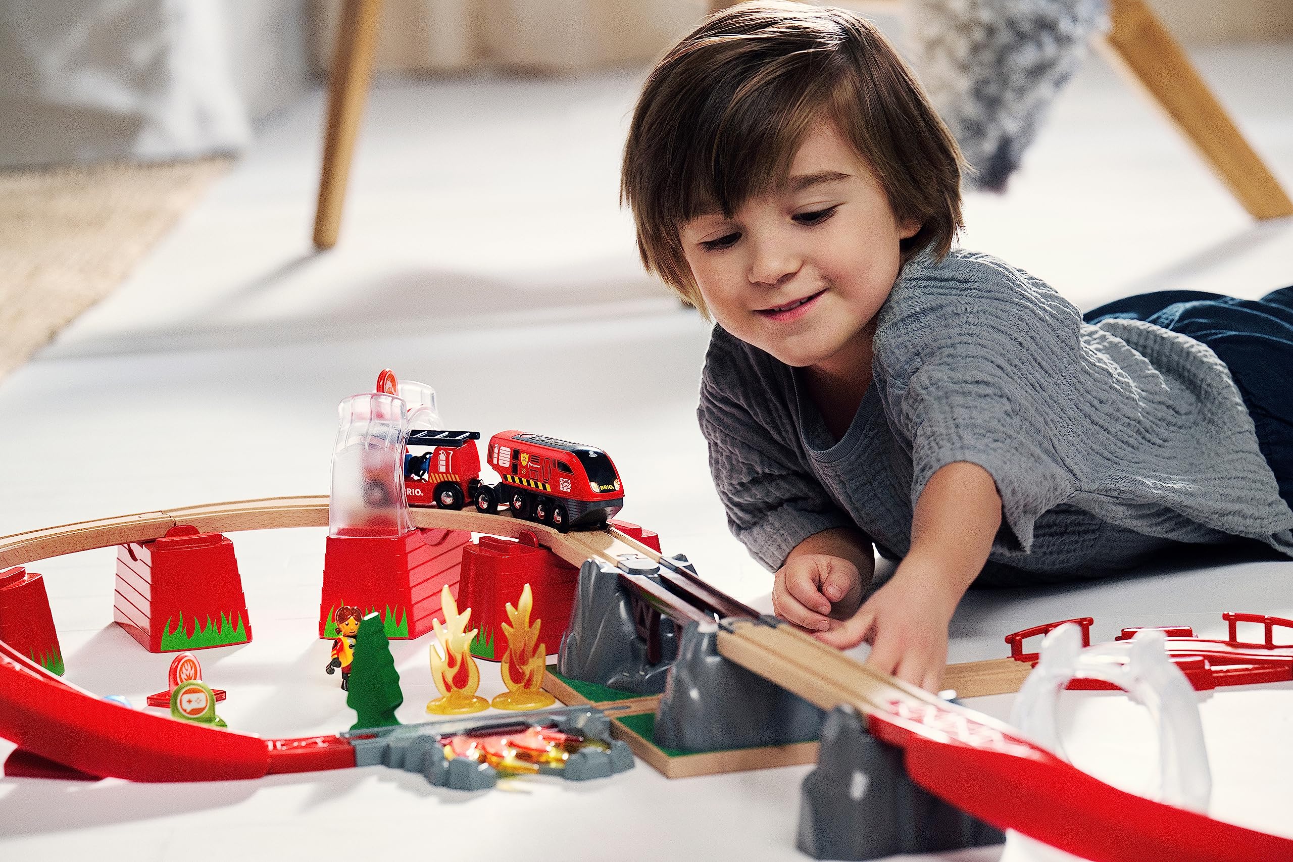 brio-world-36004-smart-tech-sound-feuerwehreinsatz-rettungsset-41-teilig image 3