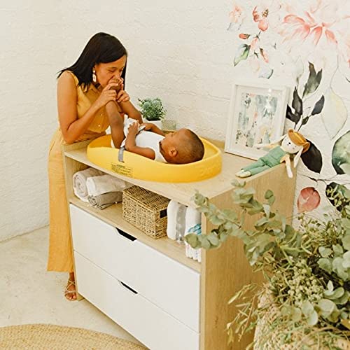 bumbo-wickelauflage-mimosa-ergonomische-wickelunterlage-0-18-monate image 3