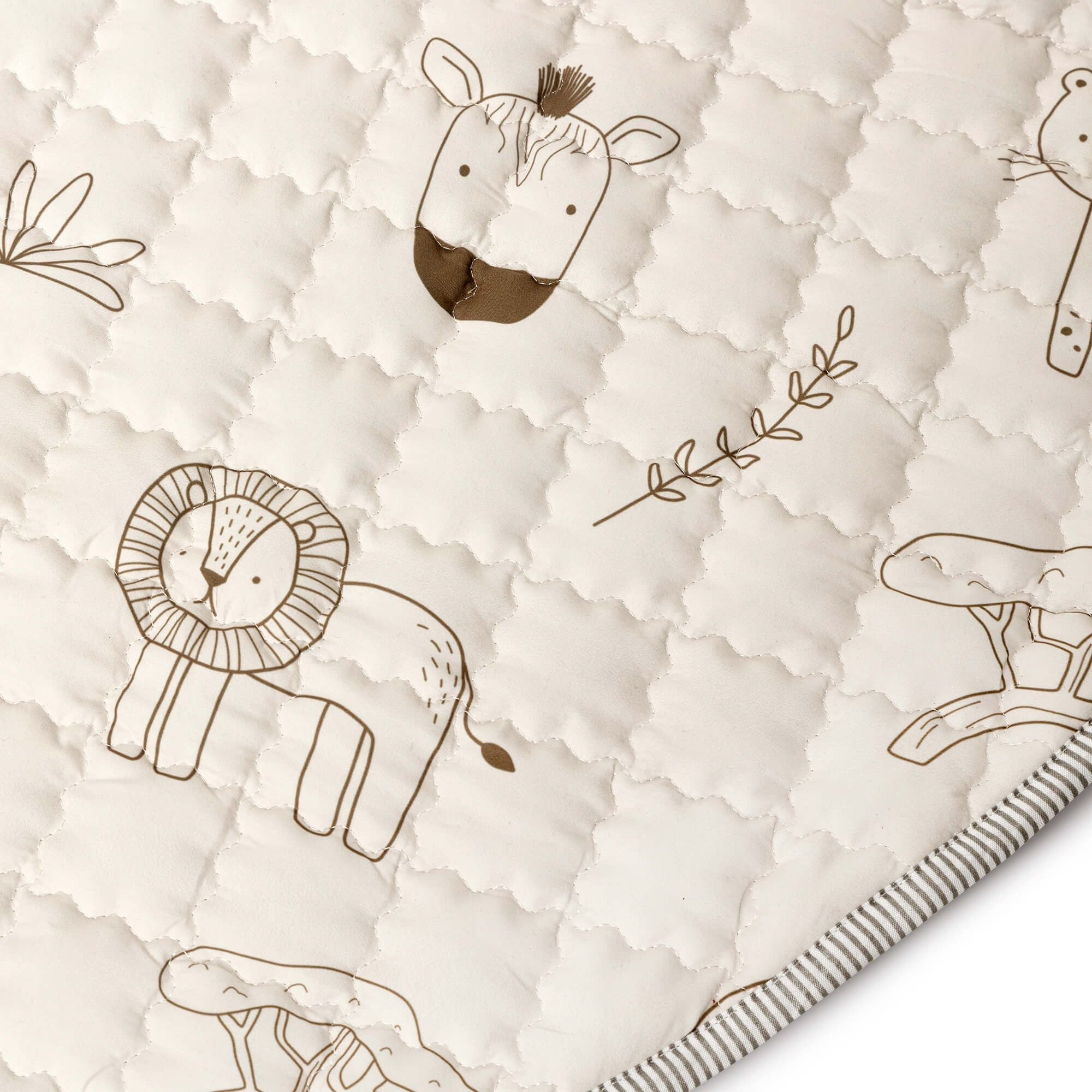 hakuna-matte-gesteppte-krabbeldecke-rund-150-cm-safari-animals image 6