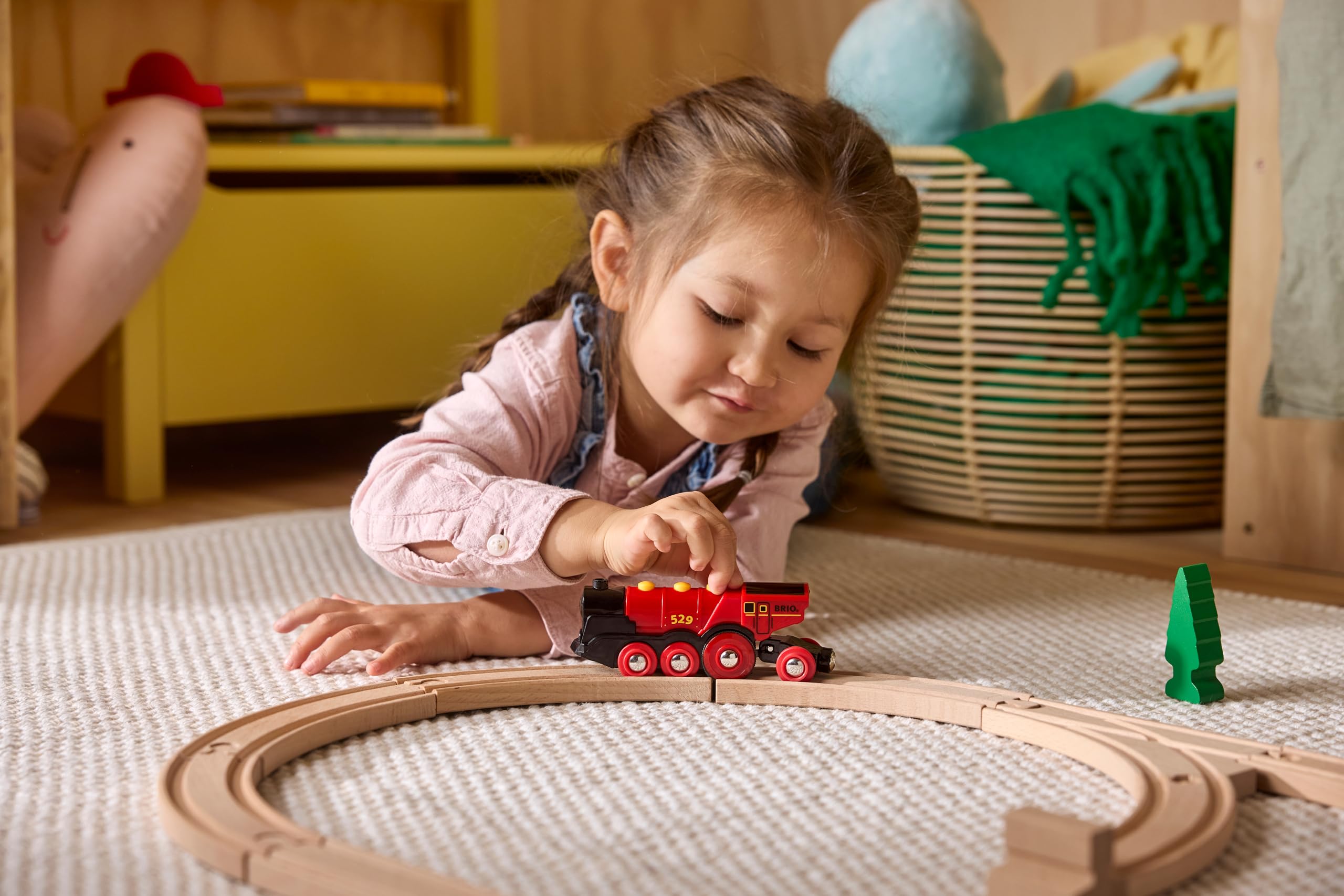 brio-world-rote-lola-batterielok-holzeisenbahn-lok image 3