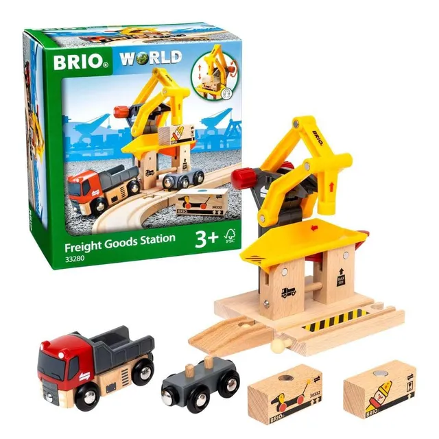 brio-world-frachtverladestation-mit-magnetarm-und-lkw image 1
