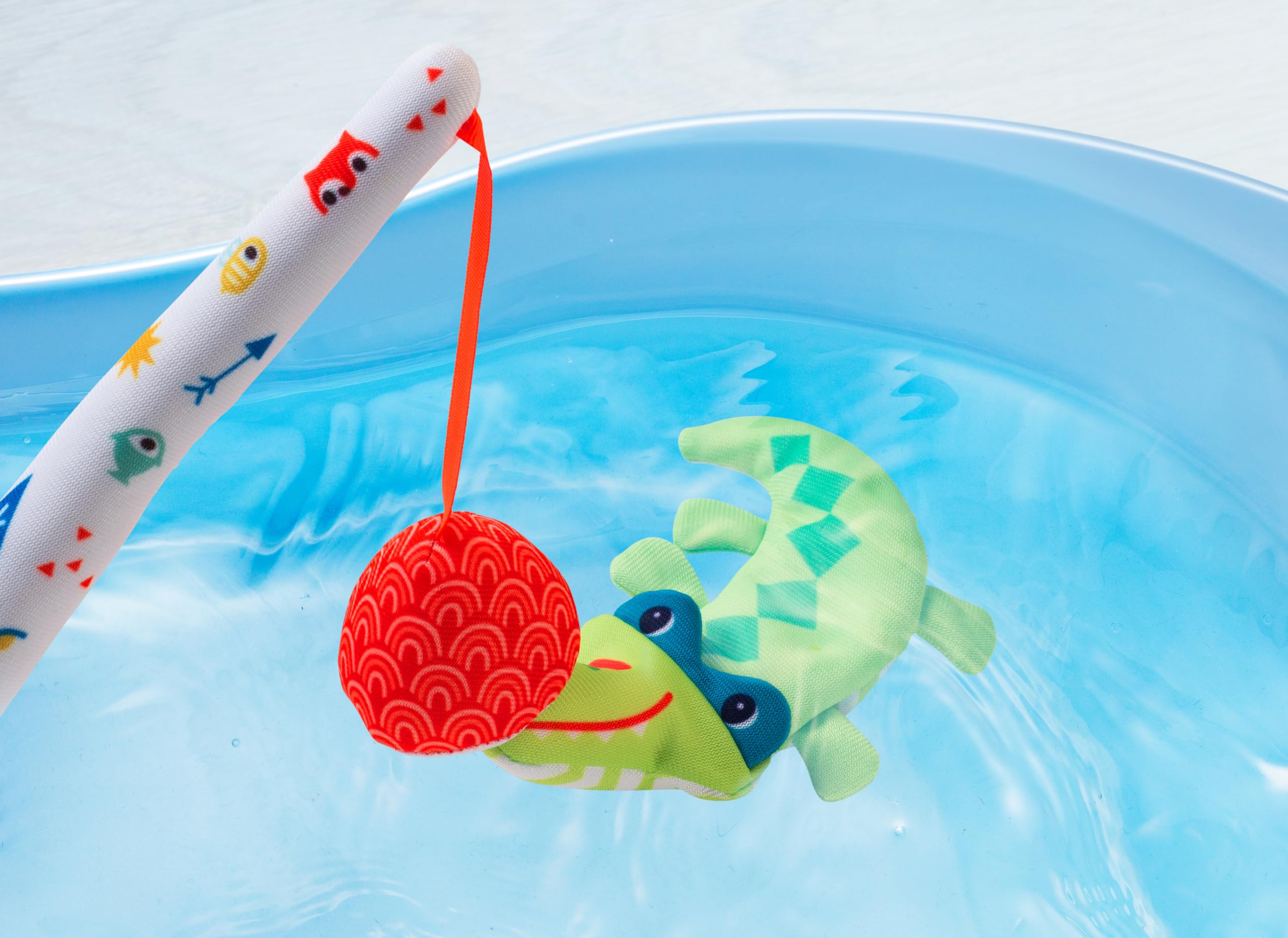 lilliputiens-alice-magnet-angelspiel-badewanne image 2