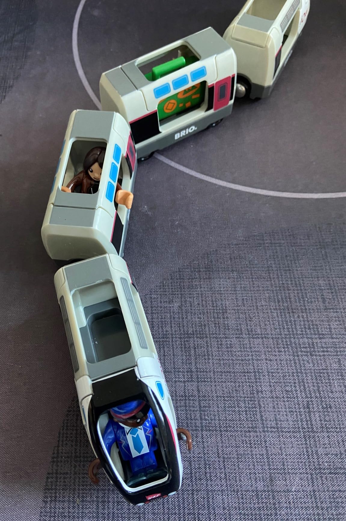 Flitzt super über die Schienen