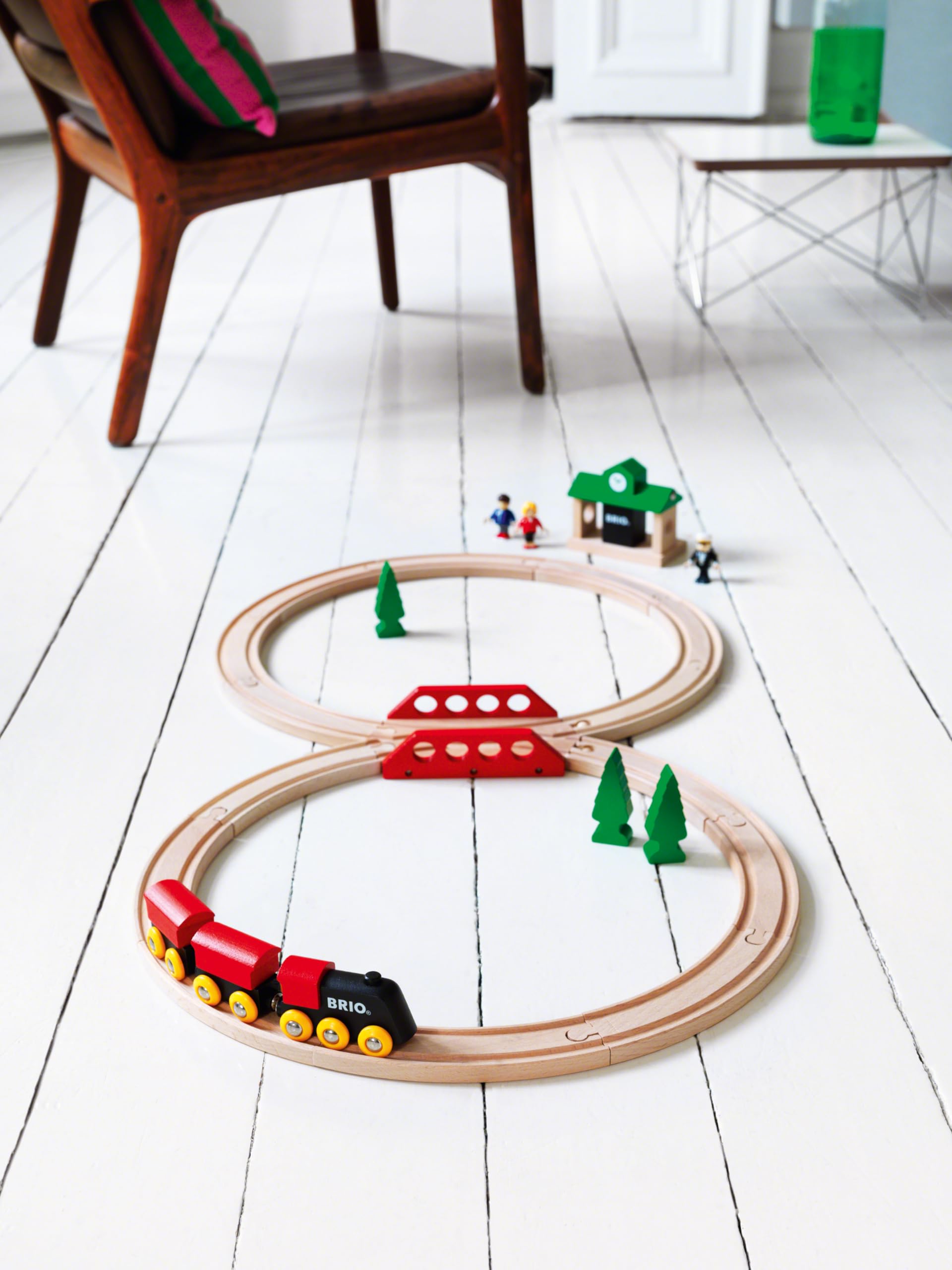 brio-world-33028-bahn-acht-set-classic-line-22-teilig image 8