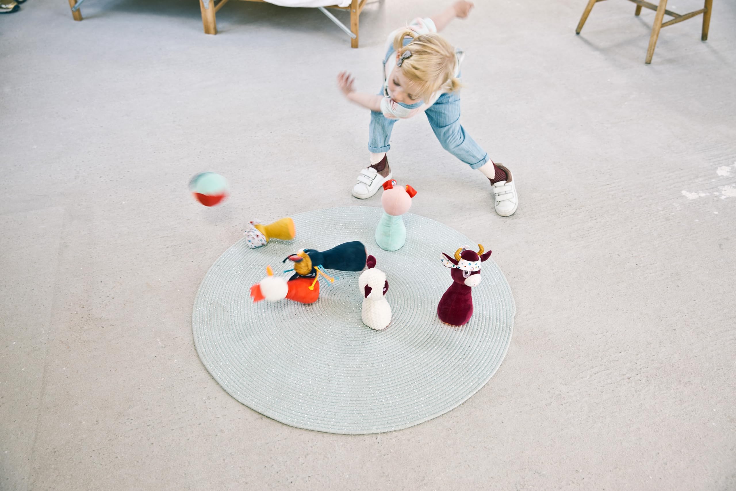 lilliputiens-mein-erstes-bauernhof-kegelspiel-stoffkegel-ab-18-monaten image 2