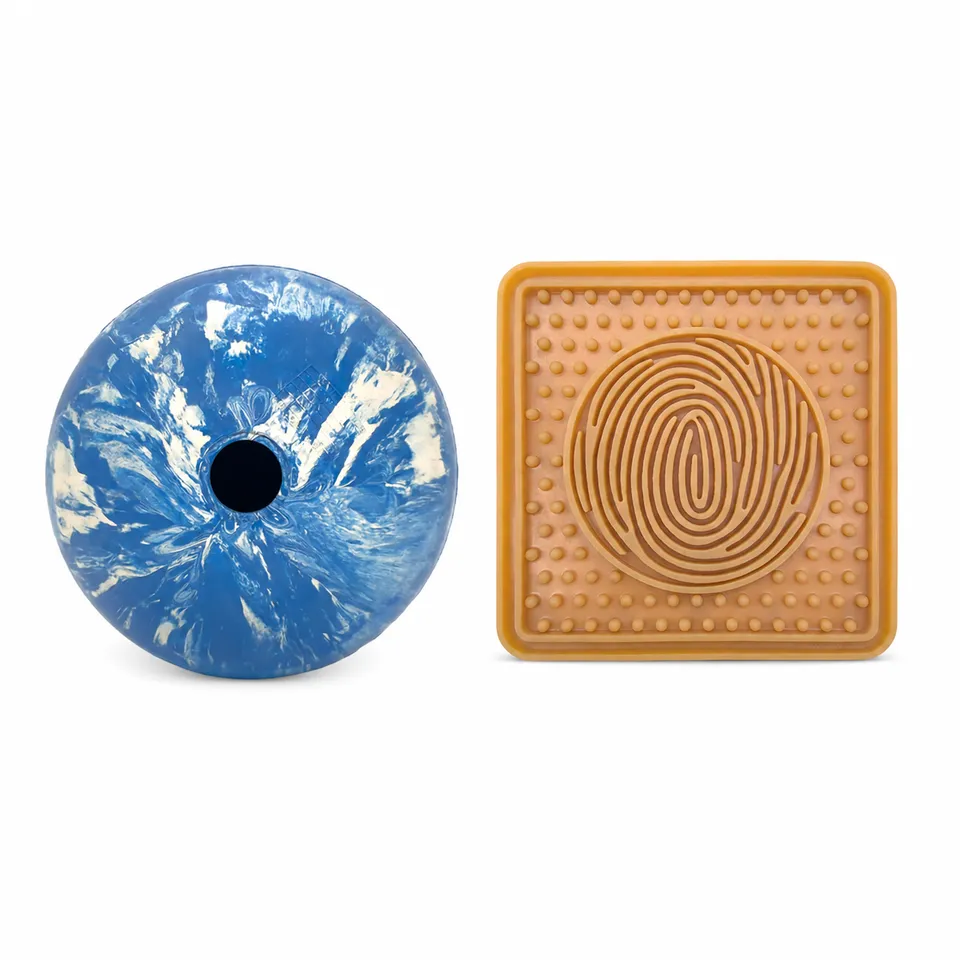 hevea-play-enrichment-set-hundespielzeug-set-planet-ball-leckmatte image 1